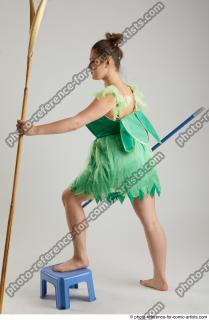 2020 01 KATERINA STANDING POSE WITH SPEAR AND SWORD (3)